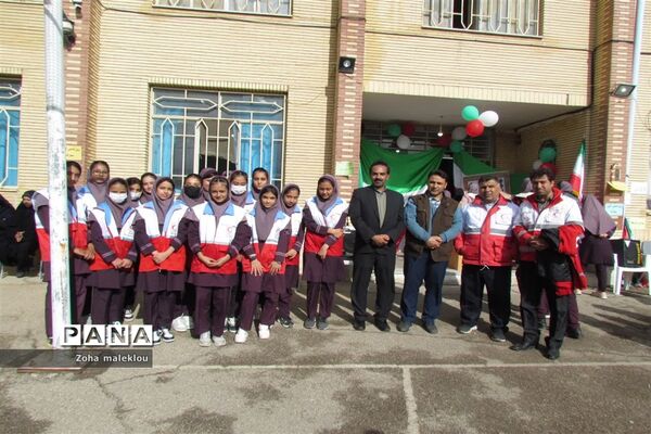 حضور باشکوه دانش‌آموزان منطقه نوبران در یوم الله۱۳ آبان