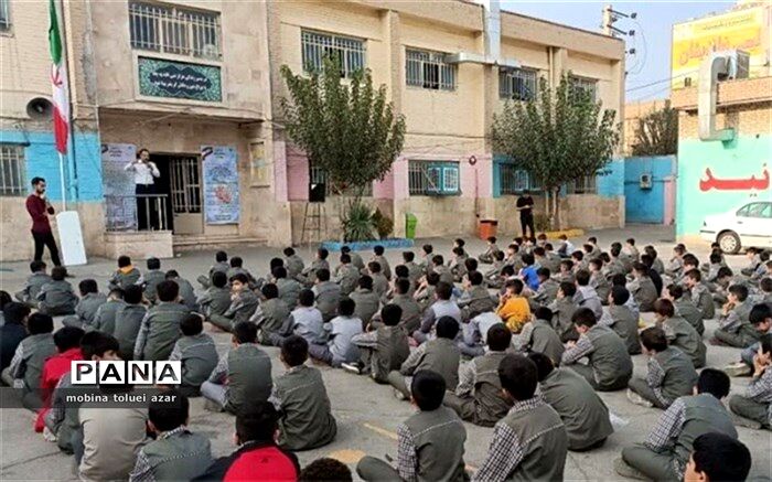 هدف از آموزش نکات ایمنی به دانش‌آموزان، افزایش اطلاعات ایمنی‌شناسی دانش‌آموزان است