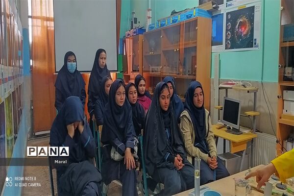 حضور دانش‌آموزان مدرسه  شهدای طغان  در پژوهش سرای ابوریحان جوادآباد