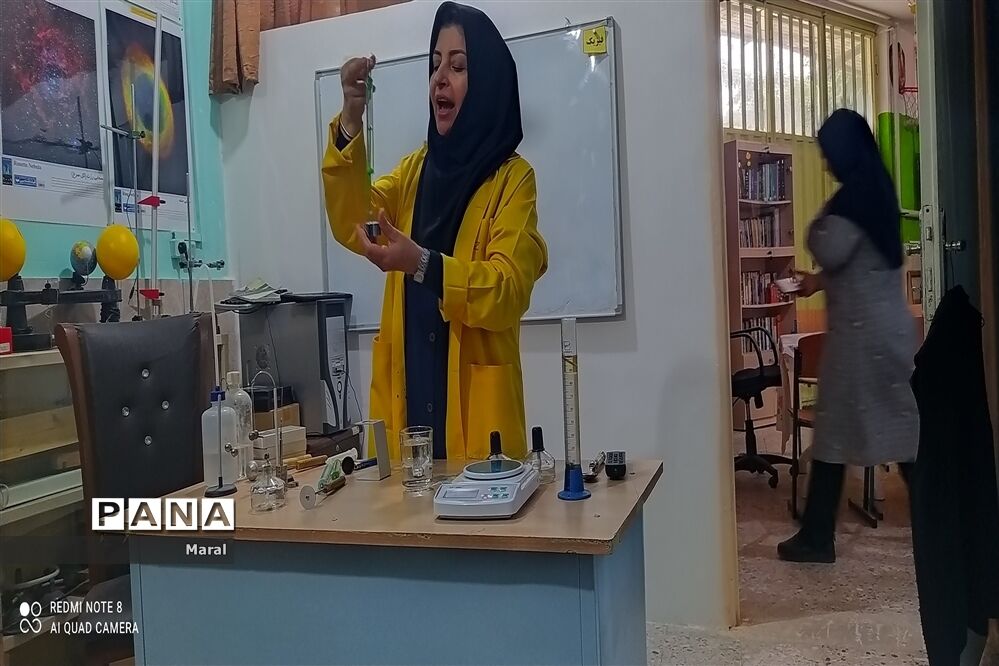 حضور دانش‌آموزان مدرسه  شهدای طغان  در پژوهش سرای ابوریحان جوادآباد