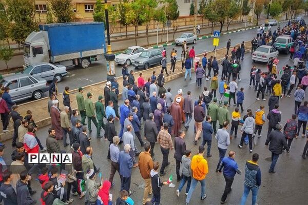 راهپیمایی بزرگ یوم اللّه 13 آبان در اشتهارد