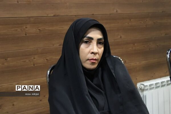 جلسه تخصصی مدیران ابتدایی ناحیه یک بهارستان