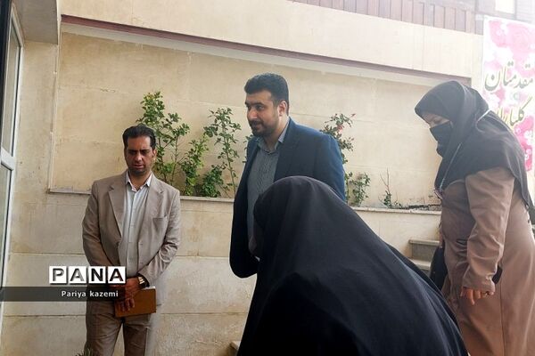 جلسه هم‌اندیشی و هماهنگی مدیران متوسطه دوم در آموزش و پرورش رودهن