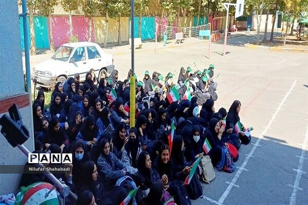 برگزاری المپیاد ورزشی در دبیرستان عصمت صفادشت