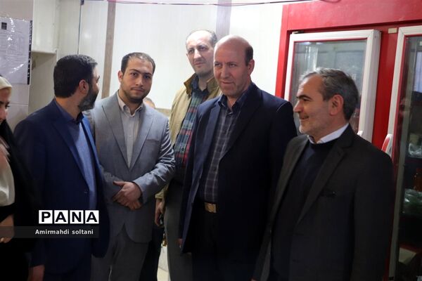 بازدید مدیرکل آموزش و پرورش آذربایجان شرقی از فعالیت‌های سازمان دانش‌آموزی