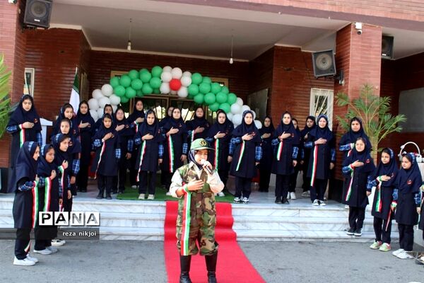 زنگ استکبار ستیزی در آموزشگاه فرزانگان ناحیه یک بهارستان