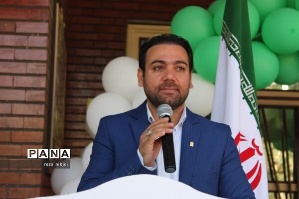 زنگ استکبار ستیزی در آموزشگاه فرزانگان ناحیه یک بهارستان