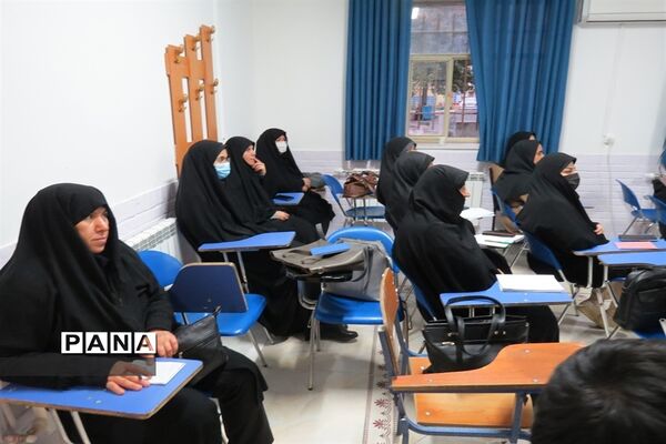 برگزاری دوره توانمندسازی ۲۴ ساعته مربیان پرورشی خراسان شمالی