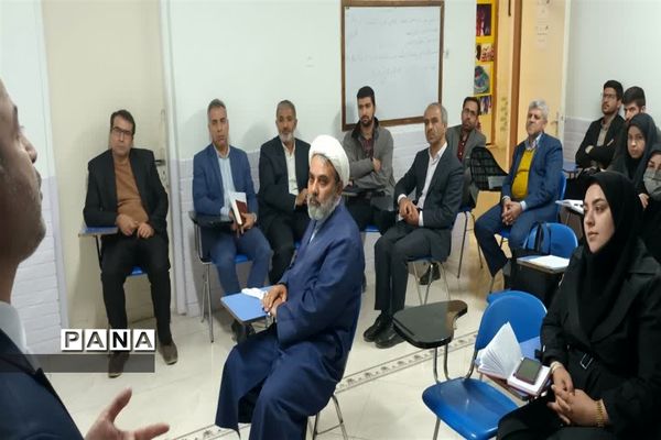 برگزاری دوره توانمندسازی ۲۴ ساعته مربیان پرورشی خراسان شمالی