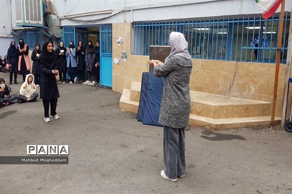 افتتاحیه المپیاد ورزشی دبیرستان هفده شهریور منطقه ۱۳