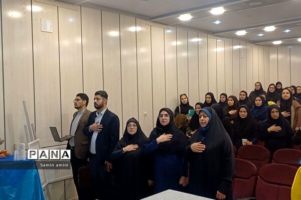 نشست جهاد تبیین بسیج فرهنگیان آموزش و پرورش رودهن