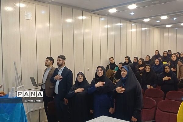 نشست جهاد تبیین بسیج فرهنگیان آموزش و پرورش رودهن