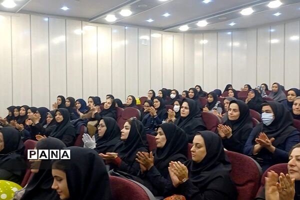 نشست جهاد تبیین بسیج فرهنگیان آموزش و پرورش رودهن