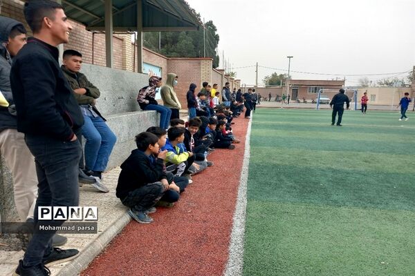 برگزاری مسابقه دانش‌آموزی در دبیرستان شهید طباطبایی جوادآباد