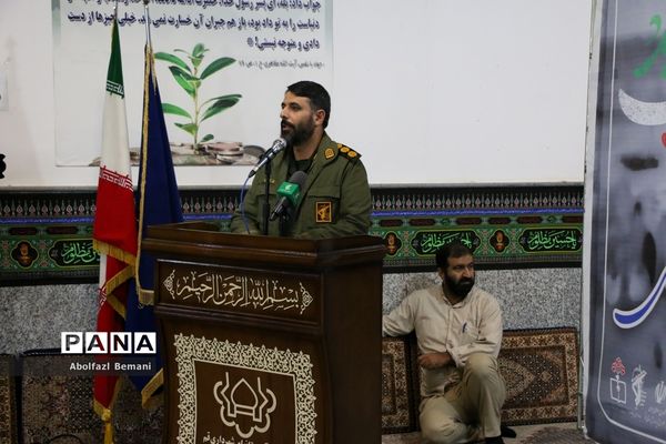 اعزام نخستین کاروان راهیان نور دانش‌آموزی قم به مناطق عملیاتی جنوب