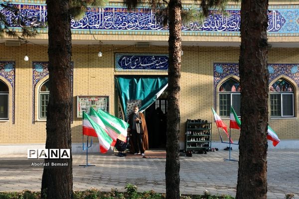 اعزام نخستین کاروان راهیان نور دانش‌آموزی قم به مناطق عملیاتی جنوب