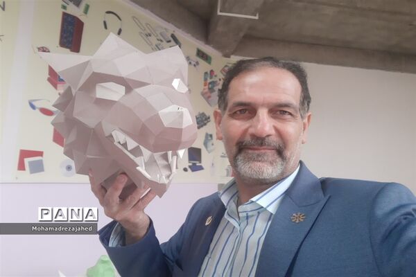 کسب ۴ رتبه کشوری رهاورد دانش‌آموزان خوزستانی در ششمین کارسوق ملی ژنتیک