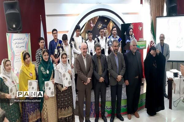 کسب ۴ رتبه کشوری رهاورد دانش‌آموزان خوزستانی در ششمین کارسوق ملی ژنتیک