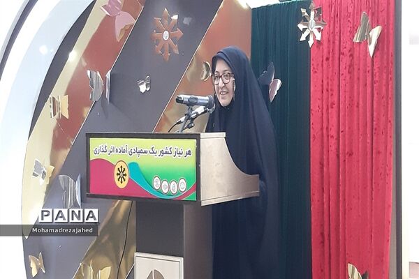 کسب ۴ رتبه کشوری رهاورد دانش‌آموزان خوزستانی در ششمین کارسوق ملی ژنتیک