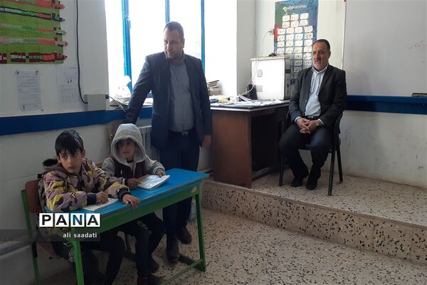 بازدید مدیر آموزش و پرورش کلات از مدارس محور زیبای ژرف