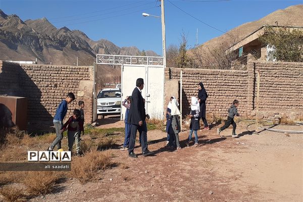 بازدید مدیر آموزش و پرورش کلات از مدارس محور زیبای ژرف