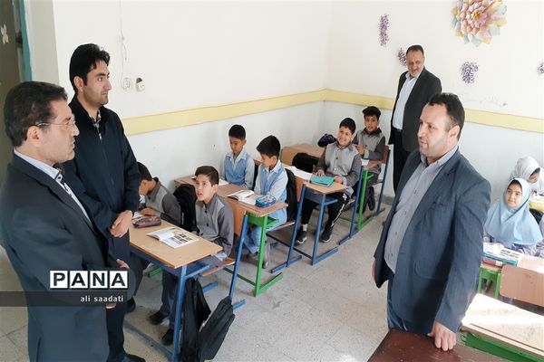 بازدید مدیر آموزش و پرورش کلات از مدارس محور زیبای ژرف