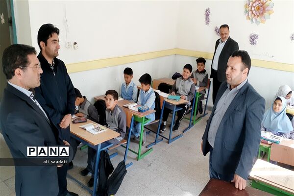 بازدید مدیر آموزش و پرورش کلات از مدارس محور زیبای ژرف