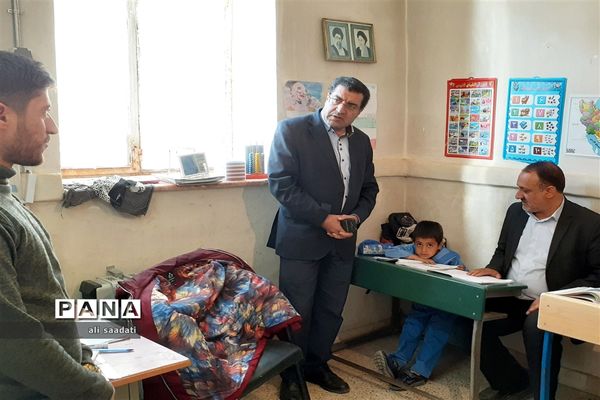 بازدید مدیر آموزش و پرورش کلات از مدارس محور زیبای ژرف
