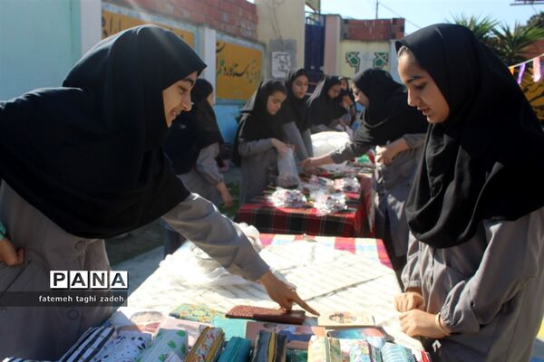 مراسم هفته ملی مازندران در دبیرستان مائده گلوگاه
