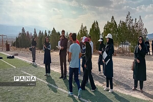 المپیاد‌ورزشی در محل زمین چمن شهرستان مانه و سملقان