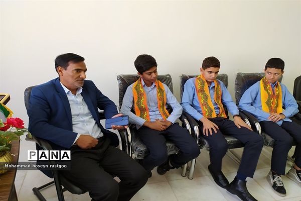 اولین جلسه شورای دانش‌آموزی در دبیرستان سما