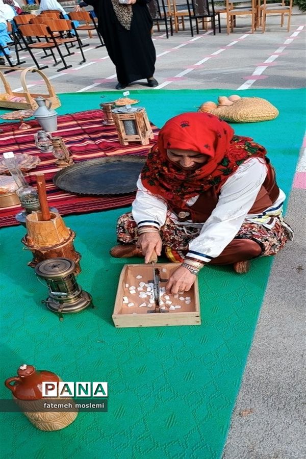 مراسم نمادین هفته ملی مازندران در دبستان سعادت گلوگاه