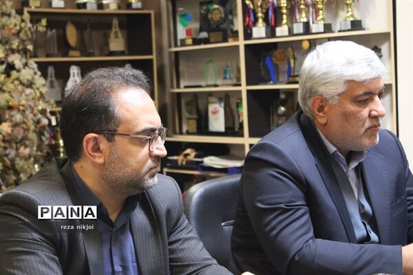 جلسه ستاد شاهد ناحیه یک بهارستان