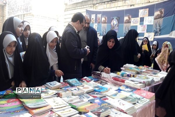 یادواره شهدا با حضورمعاون پرورشی و فرهنگی اداره کل آموزش و پرورش استان اصفهان در مسجد قبا  اصفهان