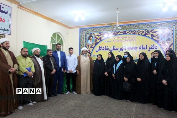دیدارنخبگان تشکل‌های دانش‌آموزی با امام جمعه شادگان