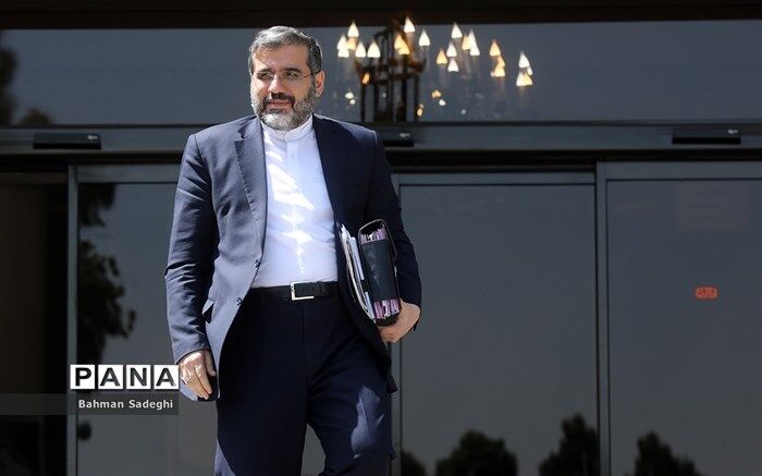 وعده آقای وزیر به دانش‌آموز سنندجی محقق شد