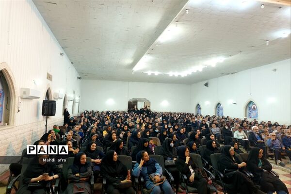 برگزاری دوره ارتباط موثر با نوجوانان ویژه والدین دانش‌آموزان بهبهان