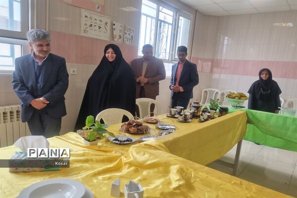بازدید مسئولان متوسطه استان خراسان رضوی و شهرستان کاشمر از دبیرستان حضرت زینب(س)