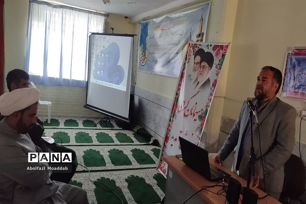 جلسه گفتمان تبیینی در رابطه با مسائل تاریخی و جغرافیایی منطقه راهبردی خاورمیانه