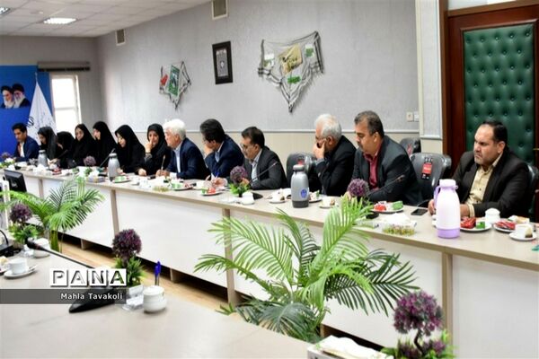 جلسه دبیرخانه کشوری مدیران متوسطه اول آموزش و پرورش ناحیه یک