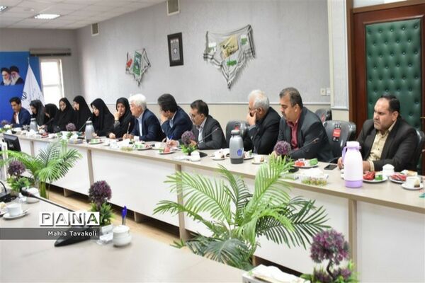 جلسه دبیرخانه کشوری مدیران متوسطه اول آموزش و پرورش ناحیه یک