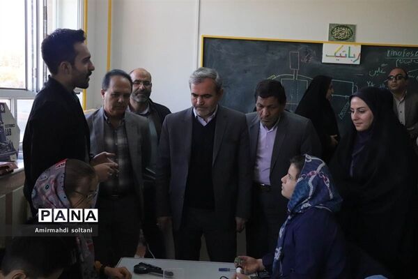 اولین مدرسه خلاق روستایی