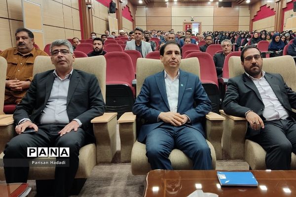 جلسه آموزشی و توجیهی مدیران،معاونین و مربیان پرورشی شهریار در اردوگاه استانی شهید منتظری