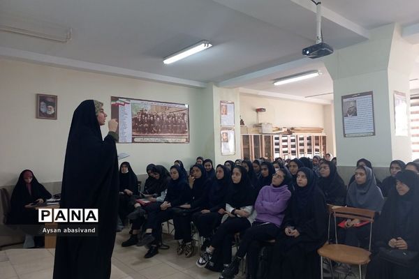 همایش تکنیکچه‌های کنکور در دبیرستان نمونه دولتی ارشاد
