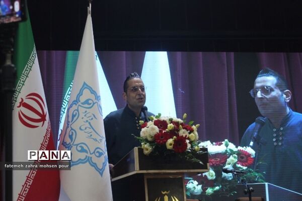 همایش استانی شعر بومی شورم به مناسبت گرامیداشت هفته مازندران در محمودآباد