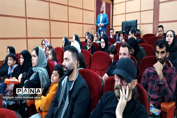 همایش استانی شعر بومی شورم به مناسبت گرامیداشت هفته مازندران در محمودآباد
