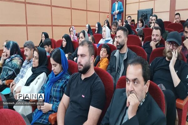همایش استانی شعر بومی شورم به مناسبت گرامیداشت هفته مازندران در محمودآباد