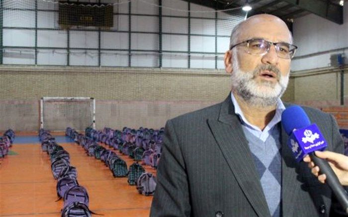 توزیع هزارو۸۵۰بسته لوازم التحریربین دانش آموزان  مرزنشین خراسان جنوبی