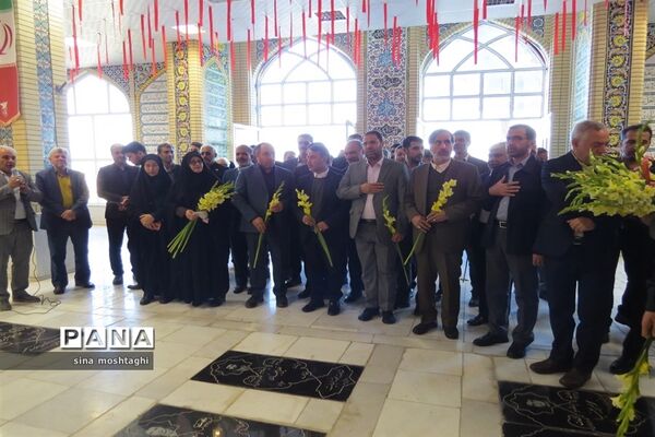 گلباران مزار شهدا با حضور وزیر آموزش و پرورش در معصوم زاده شهرستان بجنورد