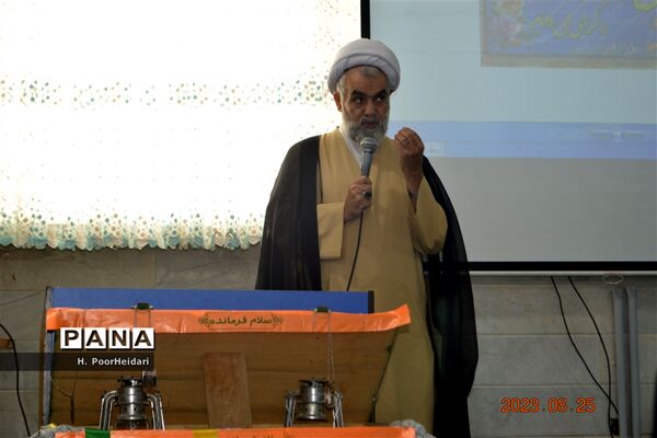 یادواره شهدا در دبیرستان امامت قم